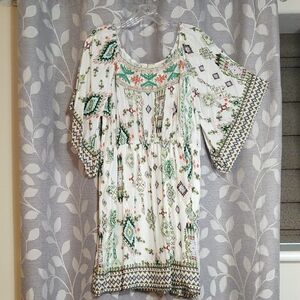 Entro White and Green Geometric Women's Dress size L